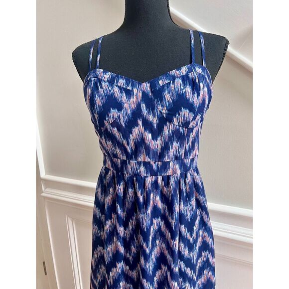 Maxi American Eagle sundress with a crisscross adjustable spaghetti strap size S - Picture 7 of 9